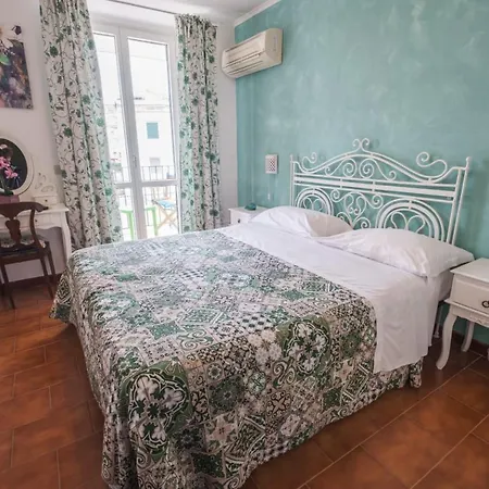 Borgo Blu * باكولي